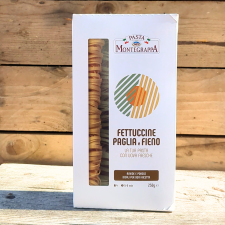 Fettuccine paglia e fieno